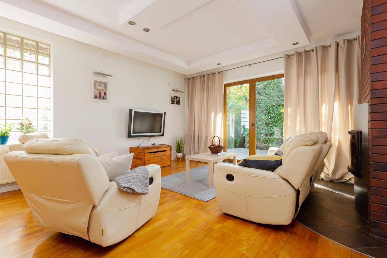 Holiday House Cinema Experience Warsaw Michalowice By Renters Villa Exterior foto